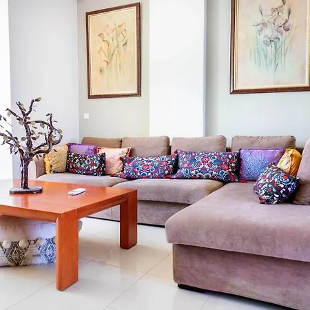 Lux House In A Private Area Appartement Iraklion Buitenkant foto